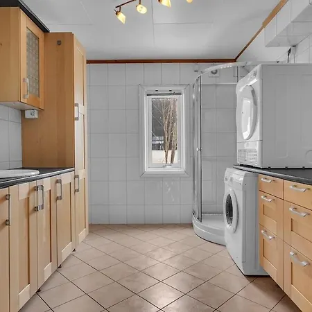 Norwegian Wood Apartment *
